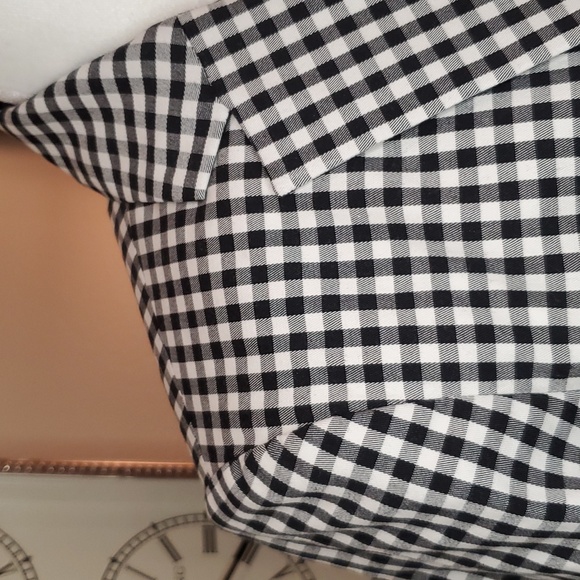 Ann Taylor ❤️NWT❤️ Size 8 Petite Black & White Check Blazer w/ Ruffled Wrists!❤️ - Picture 4 of 17
